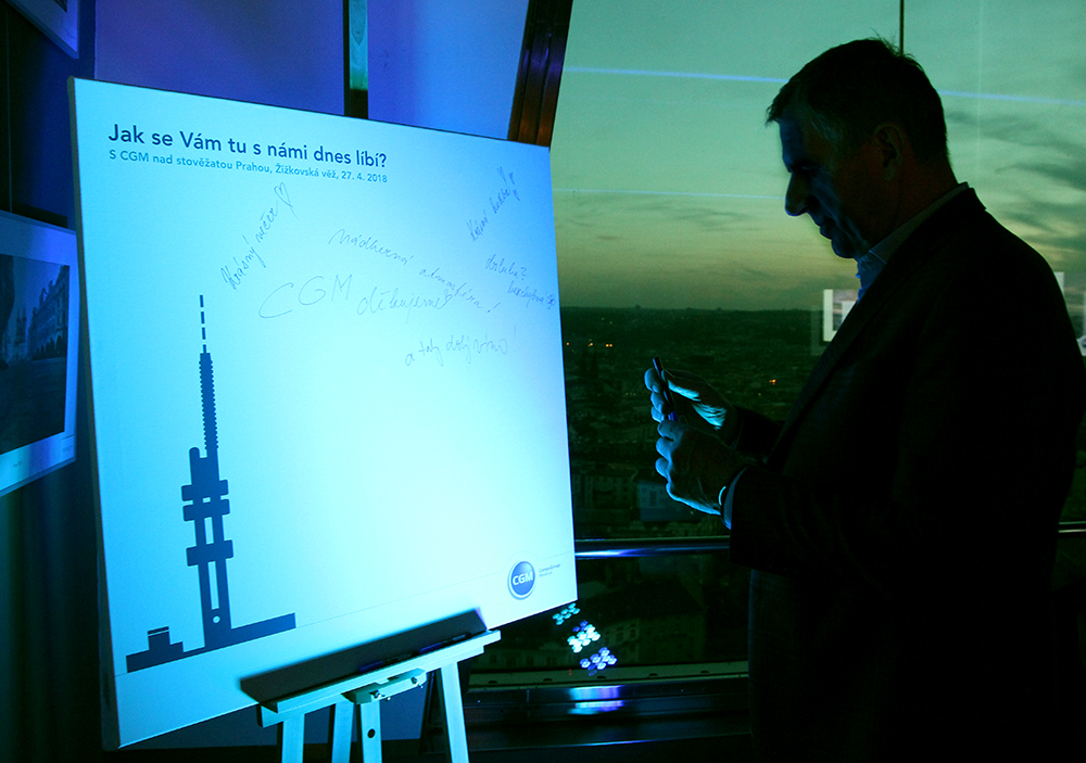 varianta svatebního stromu vyrobená na míru pro firmu CGM