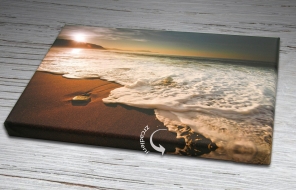 ukázka tzv. zrcadlení motivů na hrany obrazu